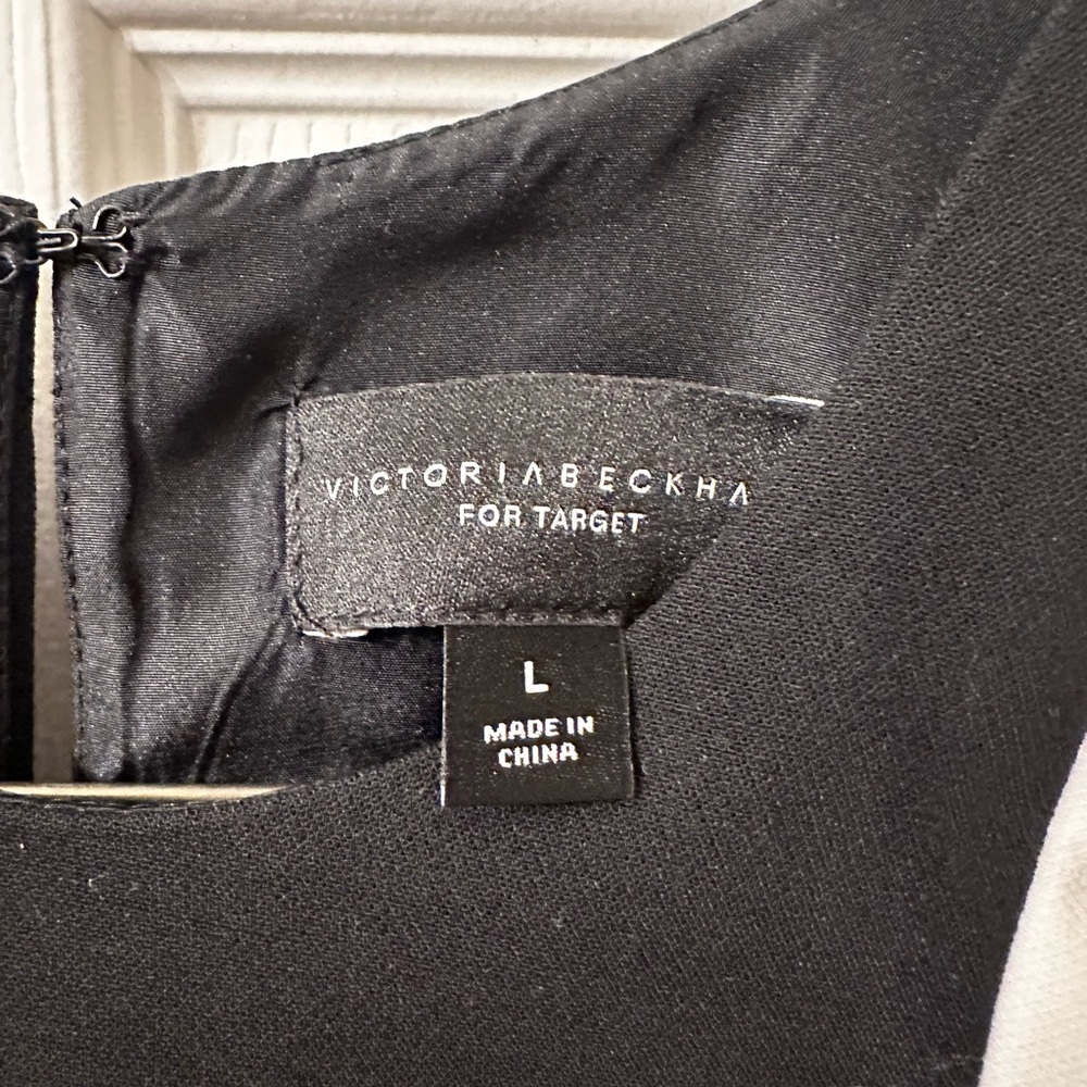 Victoria Beckham for Target Black and White Scallop Blouse - Picture 2 of 4